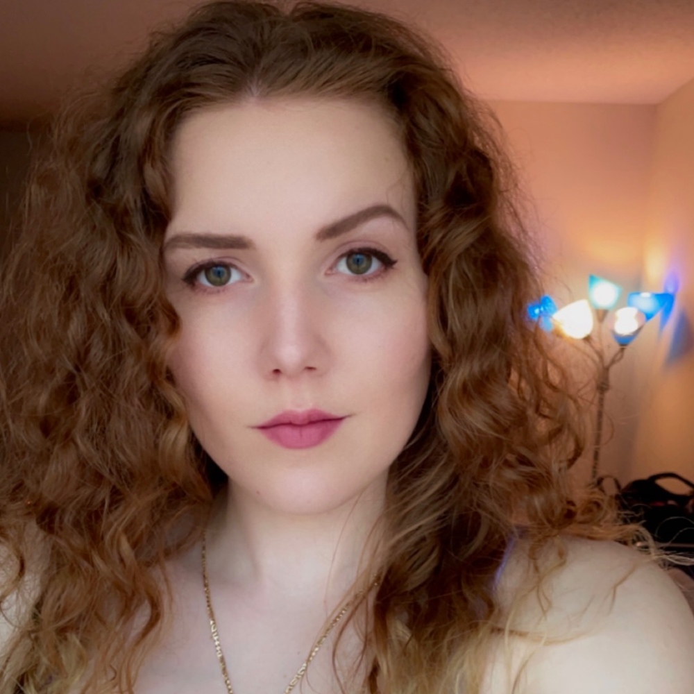 Meet your Posher, Eleni